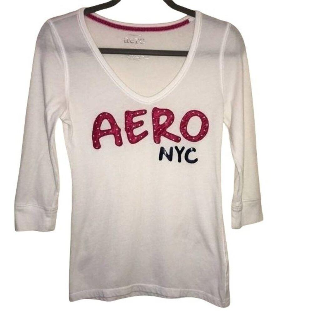 Aeropostale White AERO NYC Applique Top V-Neck 3/4 Sleeves Sheer Size M
